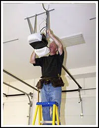 United Garage Door Service Austin, TX 512-746-8142